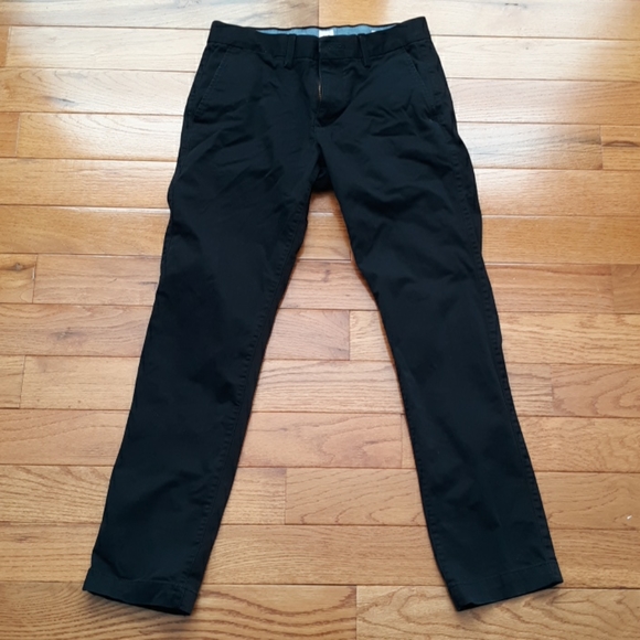 GAP Slim Khaki Pants - Picture 1 of 5